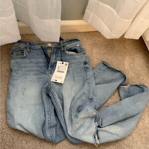 Brand new Zara jeans! Size 2!